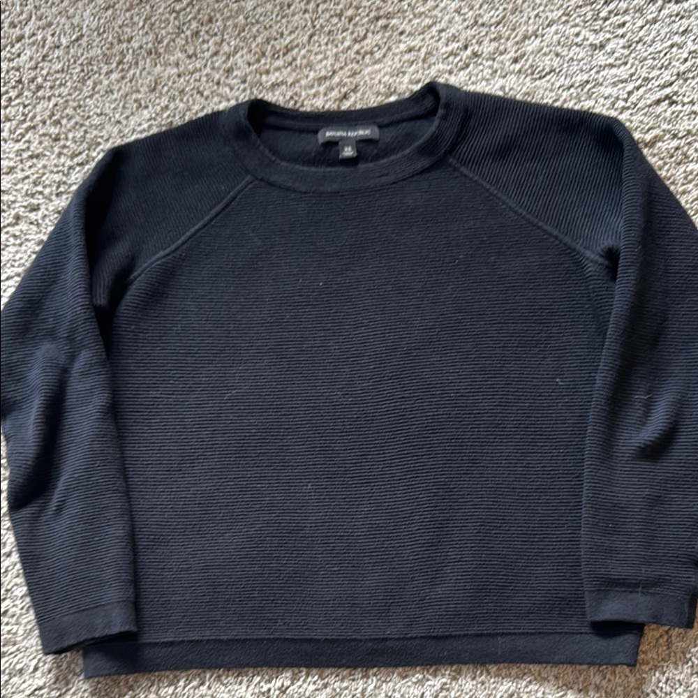 Women’s Banana Republic XS cropped ribbed black sweater
